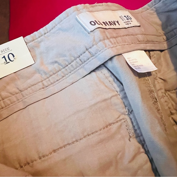 Old Navy Cropped Tuxedo Slacks - Picture 14 of 15